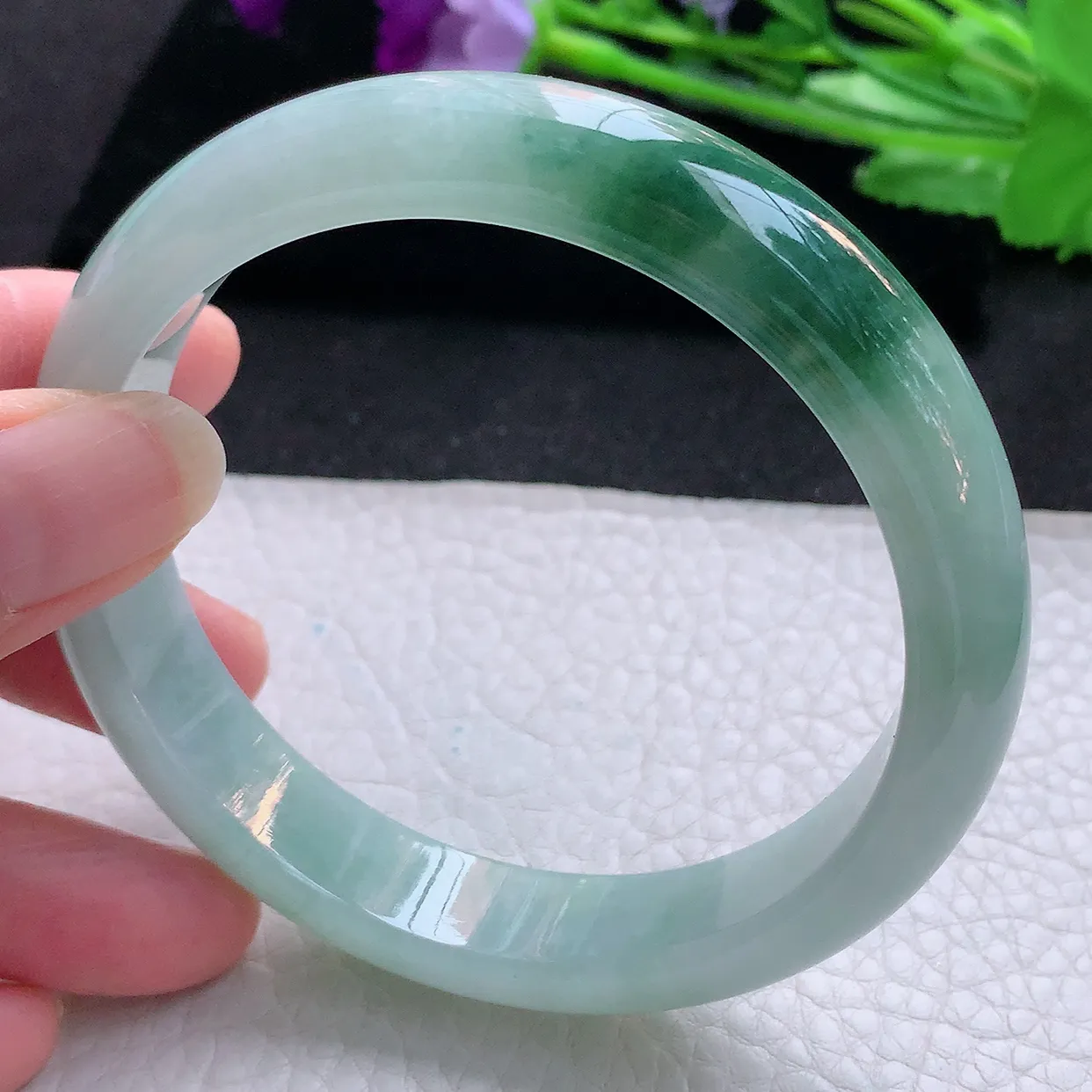 yh大圈口63*13.5*8平安镯 天然翡翠A货飘花玉手镯大气宽边玉手环