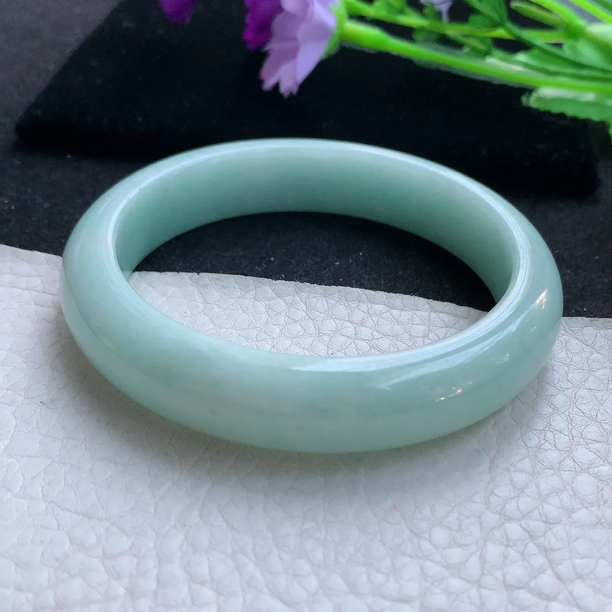 nr自然光59.3*13.5*8.3平安镯 天然翡翠A货玉手镯浅绿宽边玉手环