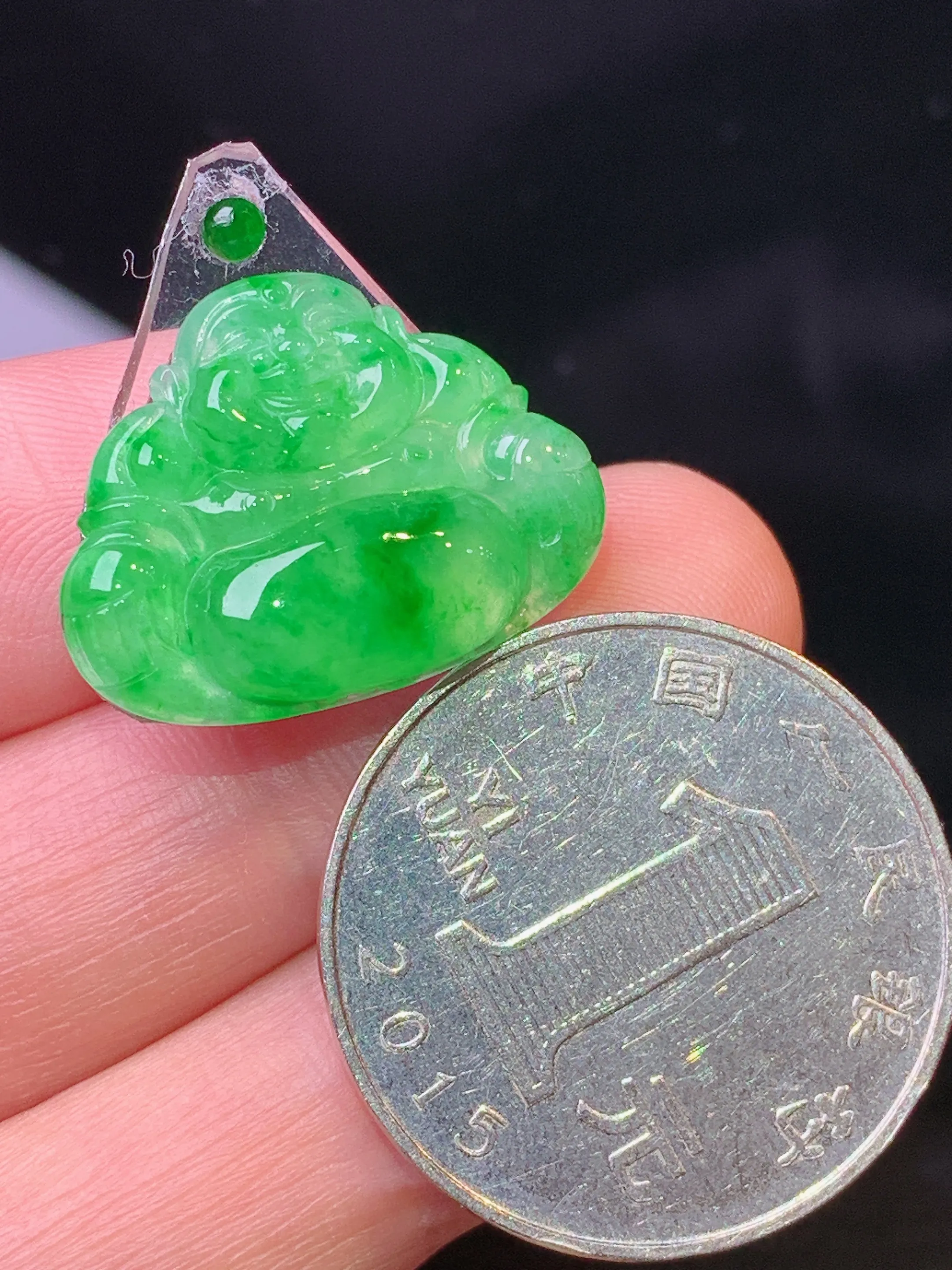 镶嵌款 翠绿佛公吊坠 玉质细腻 色泽清新艳丽 整体尺寸16.6*22.2*4.5