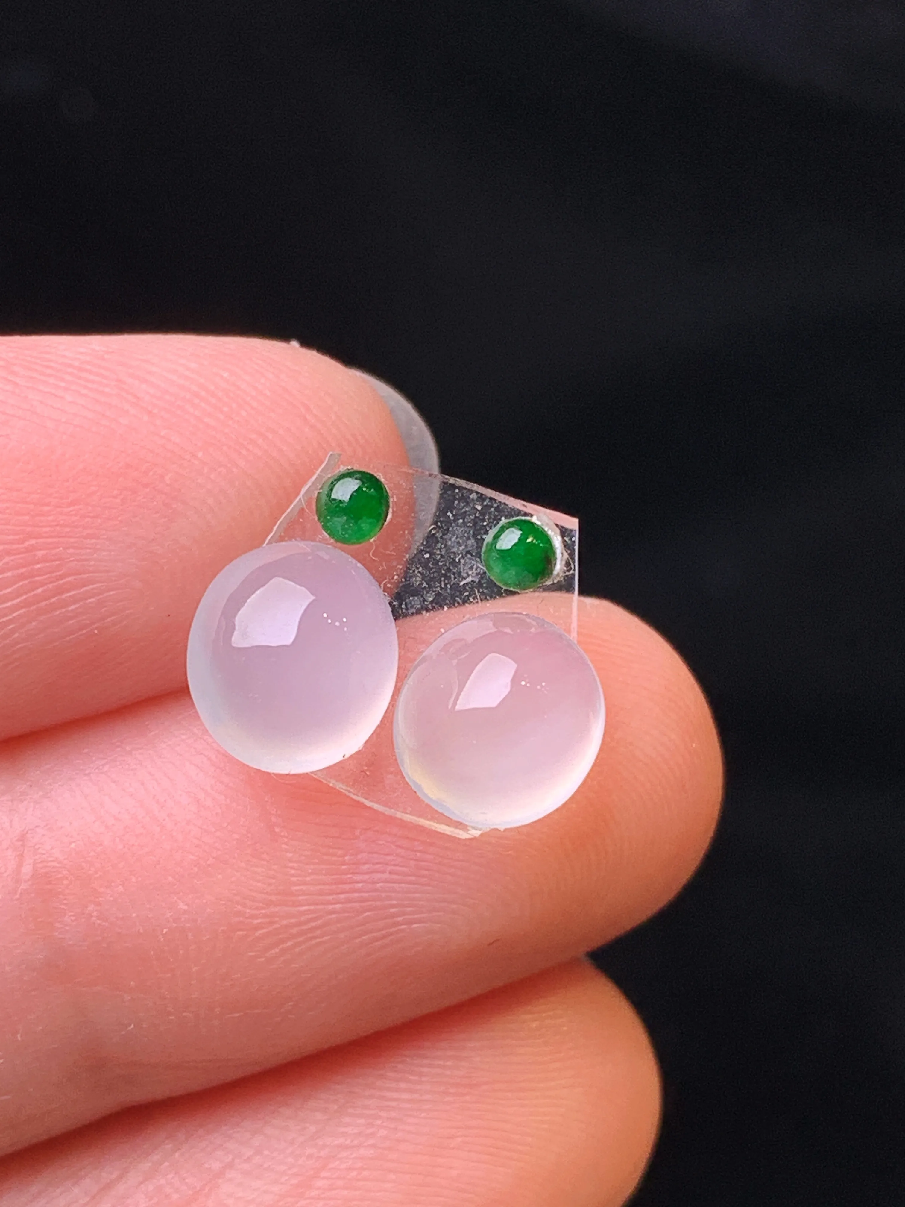 镶嵌款 冰种蛋面一对 玉质细腻 色泽清新艳丽 整体尺寸7.9*7*4.5