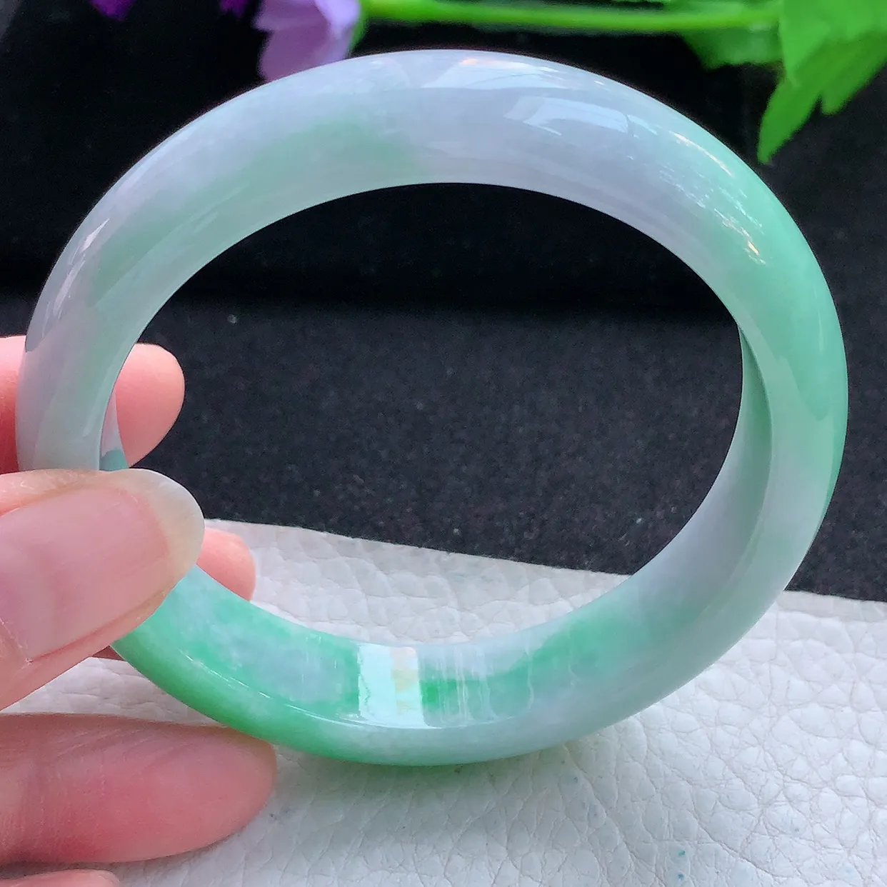 js大圈口60*14*8平安镯 天然翡翠A货玉手镯飘绿大气宽边玉手环