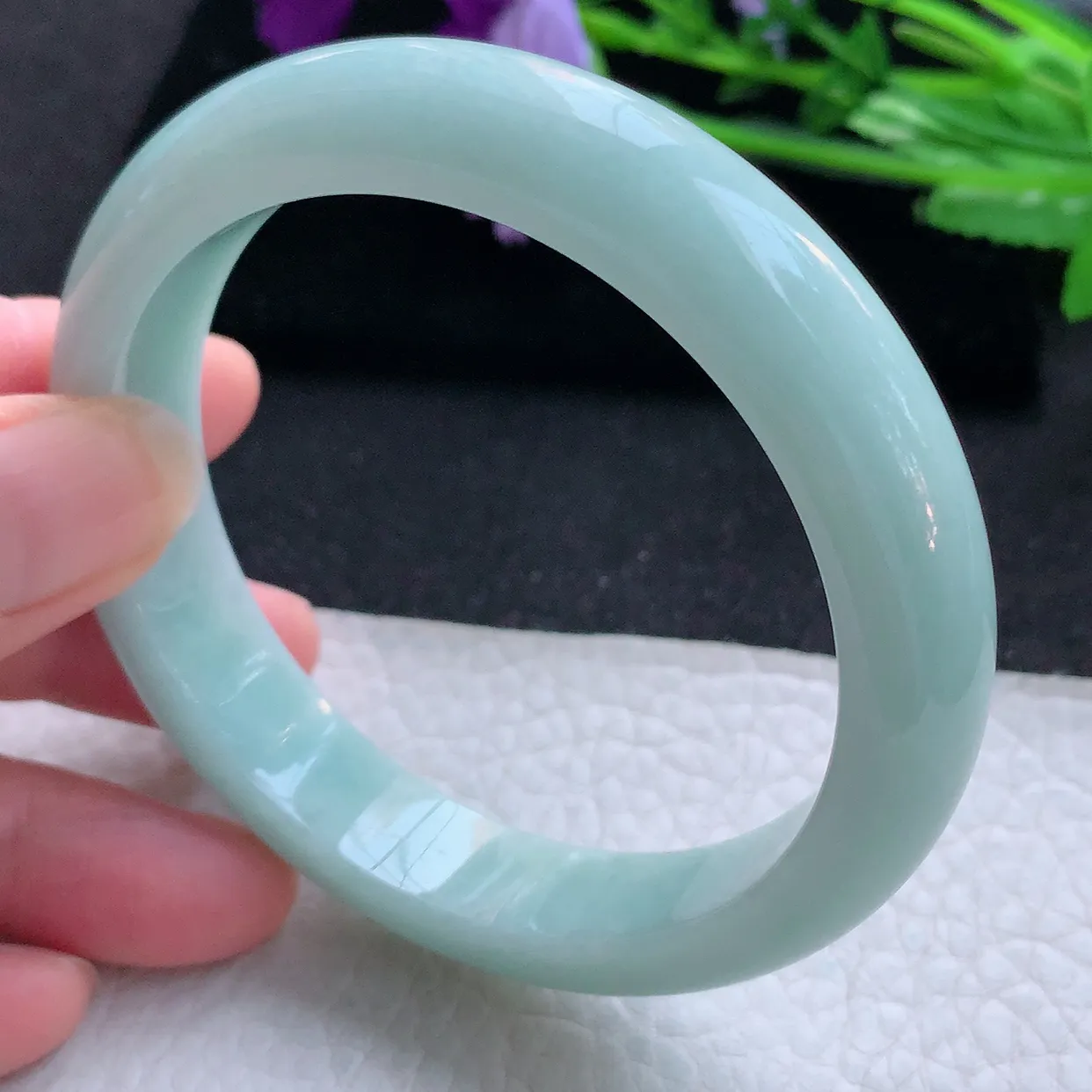 nr自然光59.3*13.5*8.3平安镯 天然翡翠A货玉手镯浅绿宽边玉手环