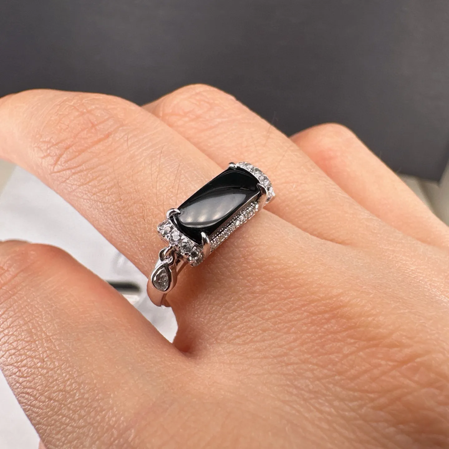 精品18k墨翠马鞍女戒 种好色正 重金豪镶 精致百搭 尺寸11.2