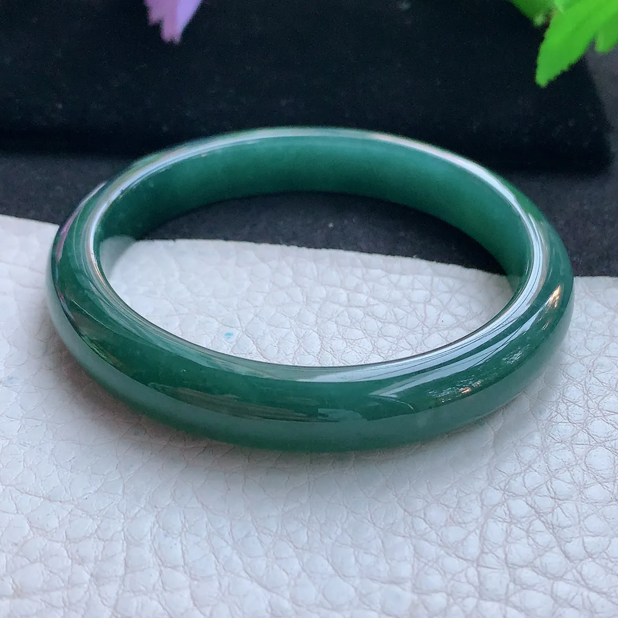 ll自然光55.5*10*7平安镯 天然翡翠A货玉手镯蓝韵秀气宽边玉手环