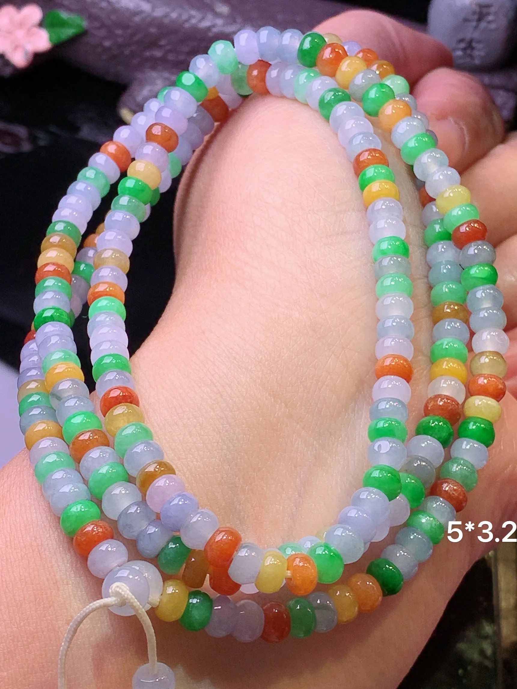 多彩算盘珠项链 玉质细腻 色泽清新艳丽 整体尺寸5*3.2