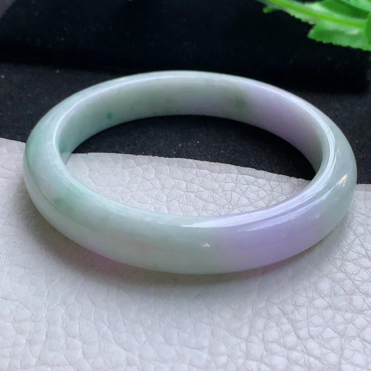 ss大圈口60*11.8*8.2平安镯 天然翡翠A货玉手镯春带彩清秀宽边玉手环