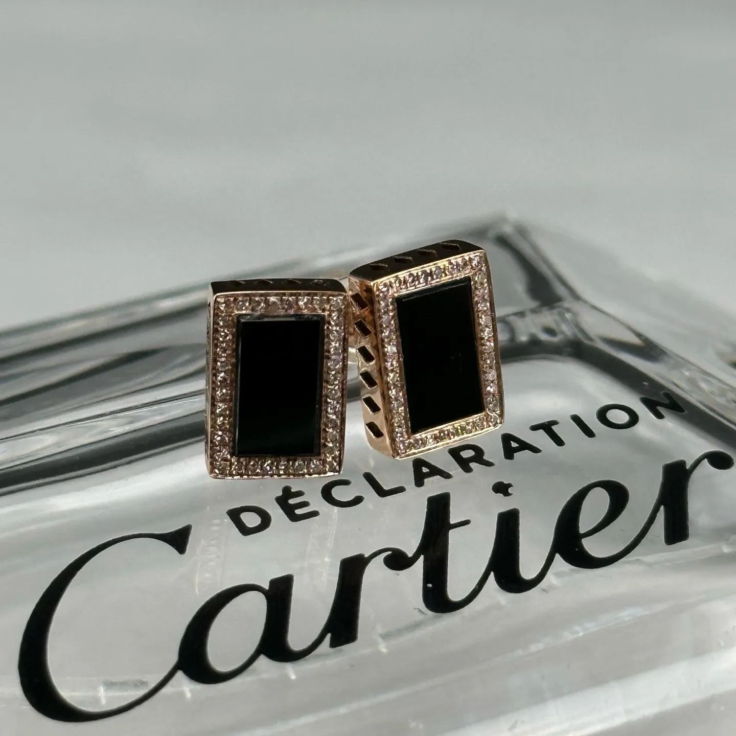 精品18k墨翠满钻耳钉 种好色正 黑度极好 打灯通透 油性十足 尺寸10.8