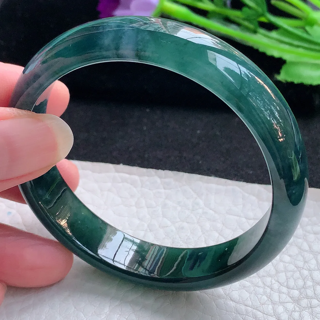 ll自然光57*13*6.5平安镯 翡翠A货玉手镯湖水蓝水灵宽边玉手环