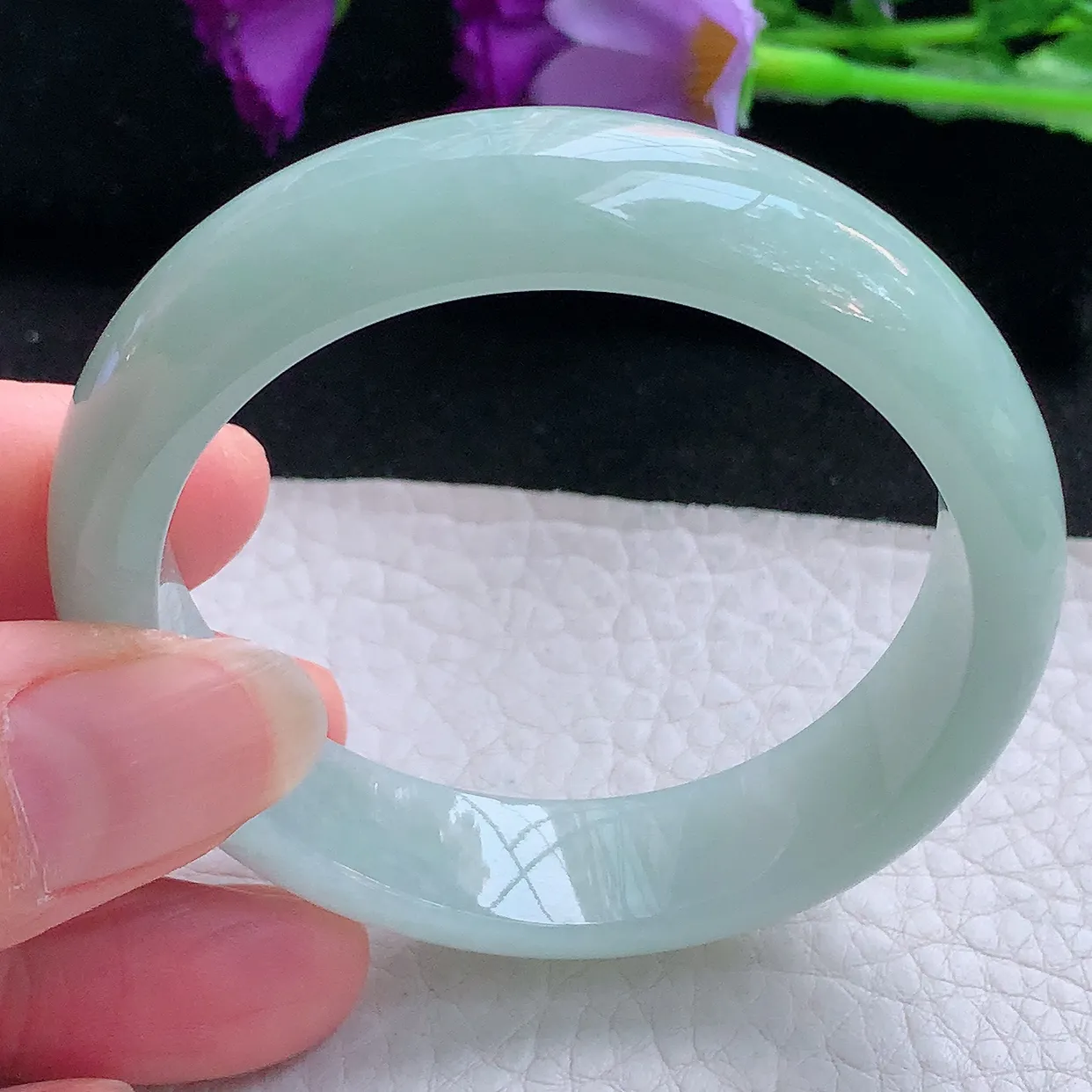 nr小圈口54*48.5*12.8*7贵妃镯 缅甸翡翠A货玉手镯浅绿水润宽边玉手环