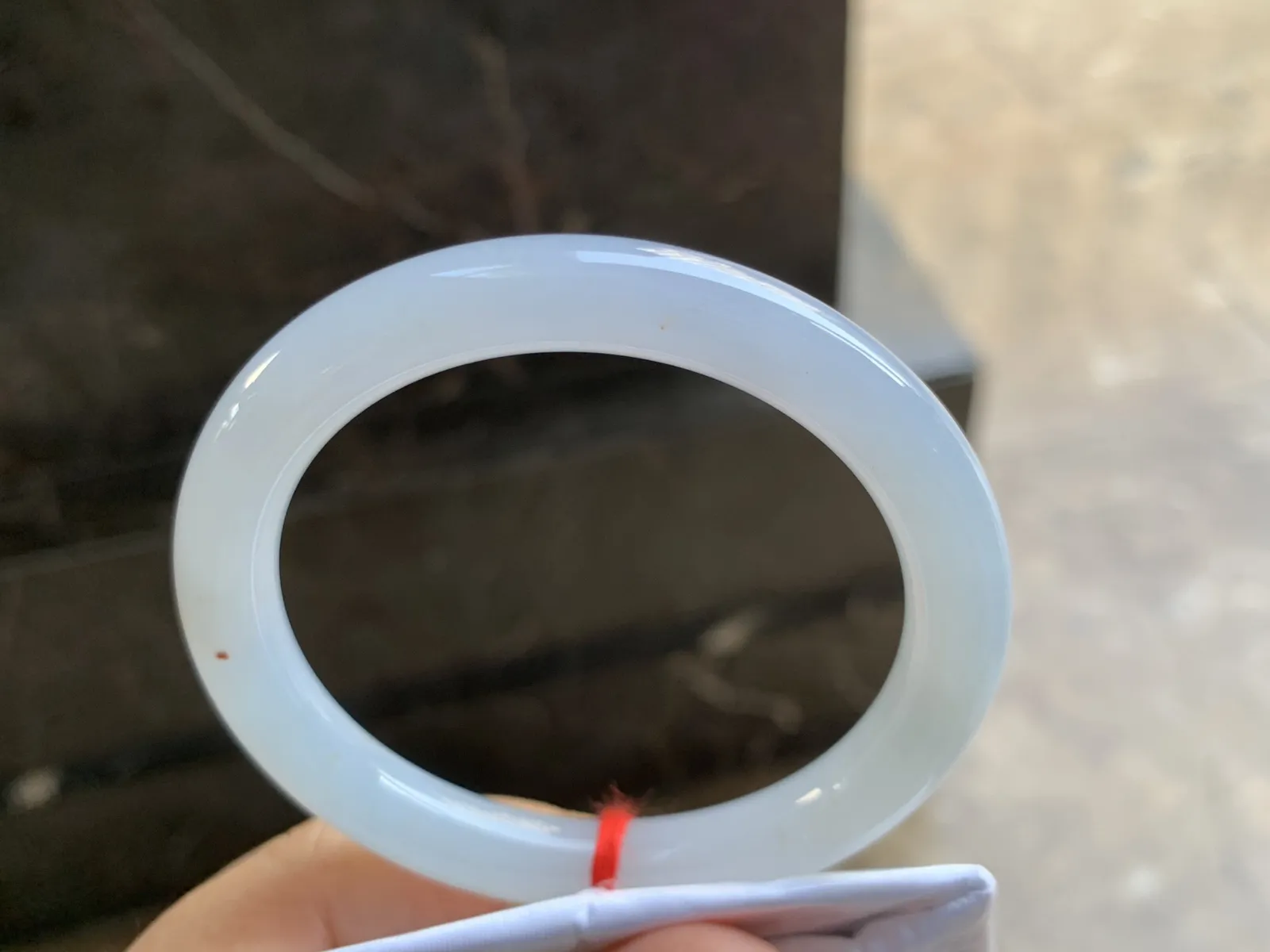 54-8.6mm
细糯种圆条手镯 底子细腻 水润