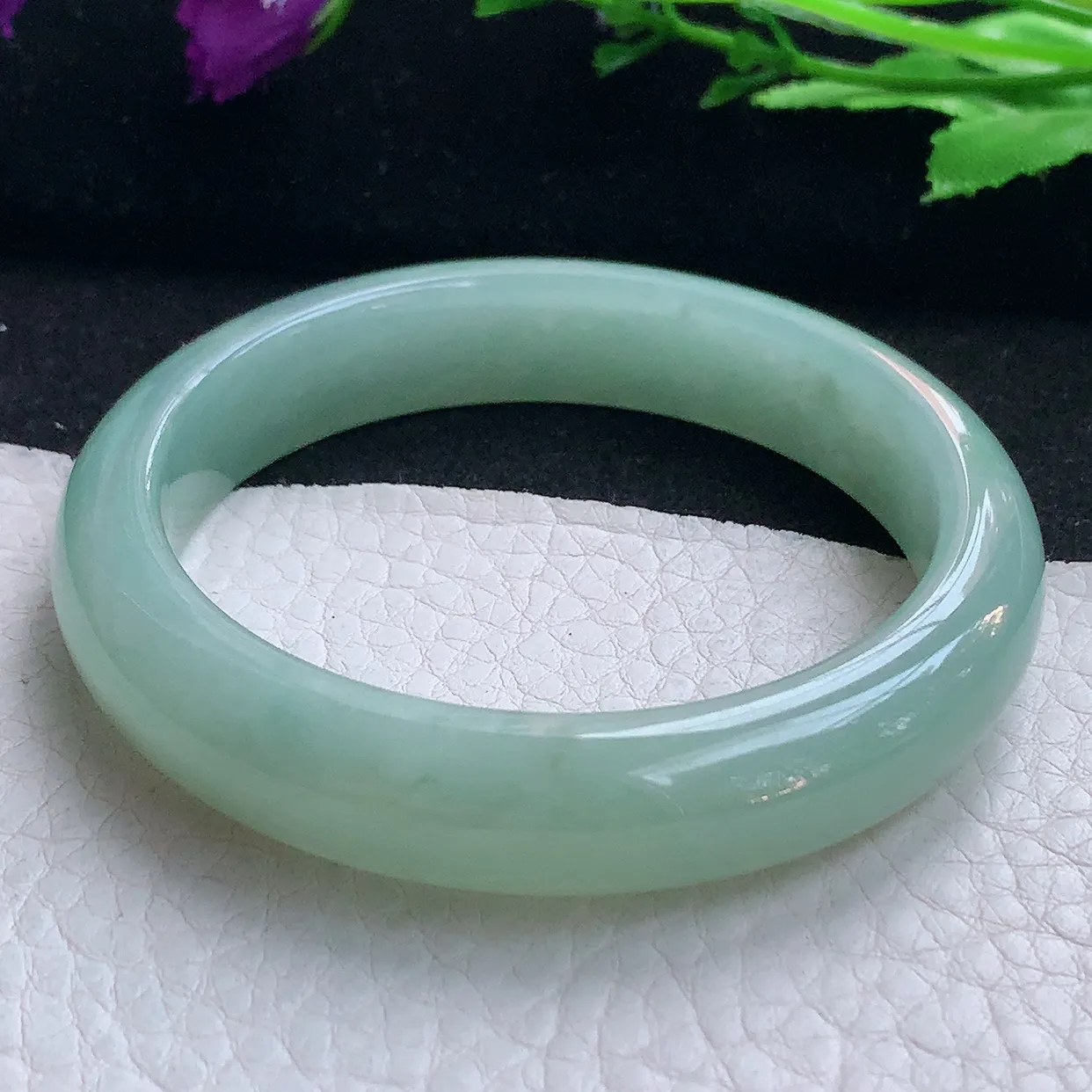 js自然光54*12*7.8平安镯 缅甸翡翠A货玉手镯晴绿水润宽边玉手环