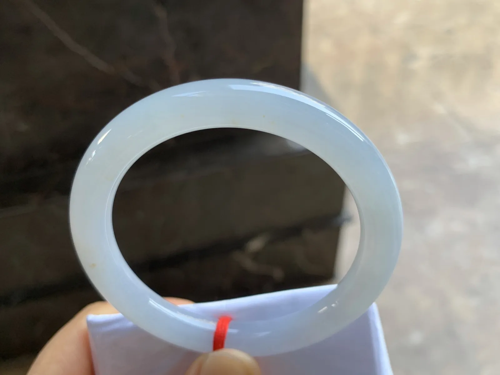 54-8.6mm
细糯种圆条手镯 底子细腻 水润