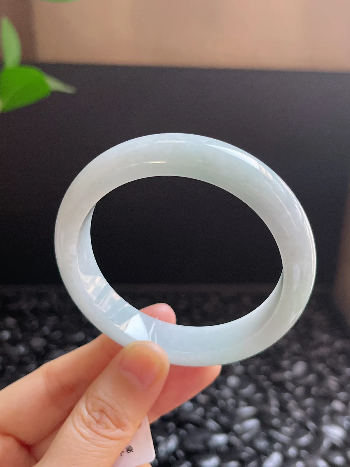 正圈54圈口，翡翠糯化种白色手镯