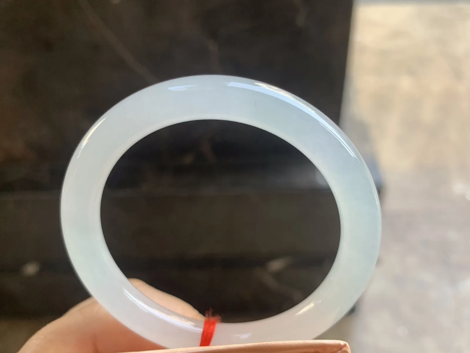 54-8.6mm
冰种圆条手镯 冰透莹润 清爽干净