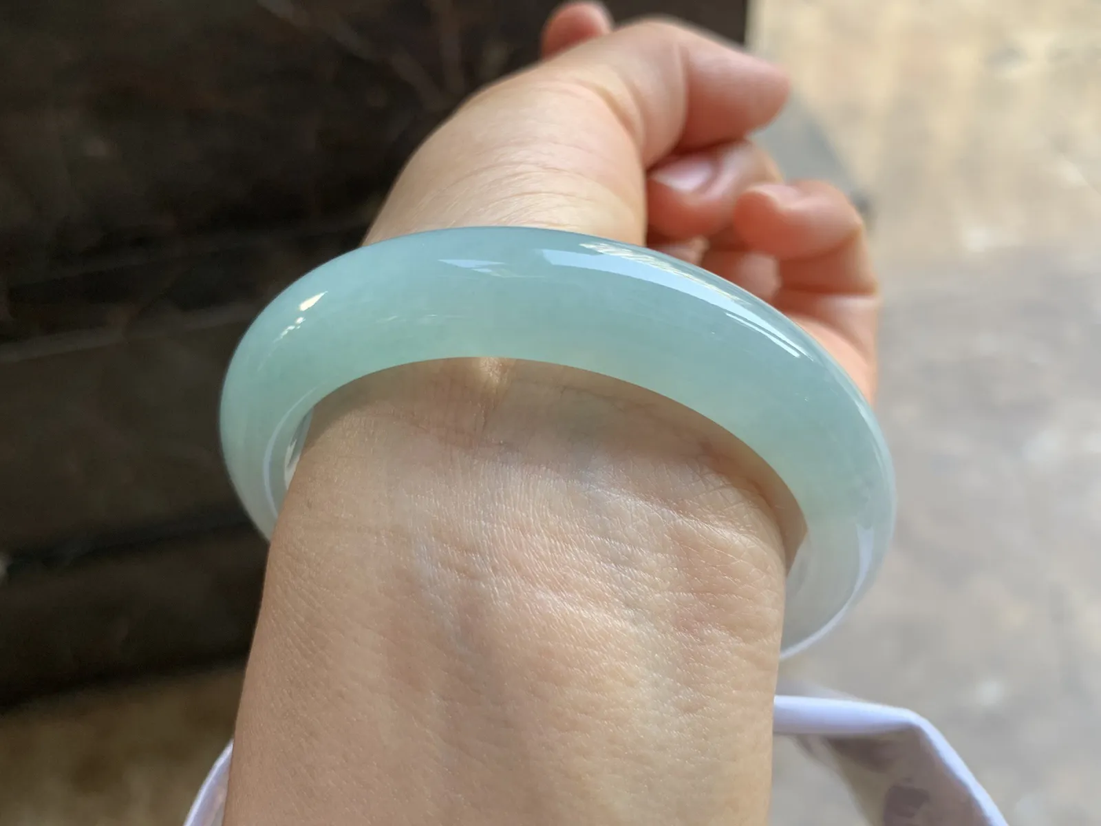 56-12.5-8.5mm
冰种晴水手镯 水润光泽 清新