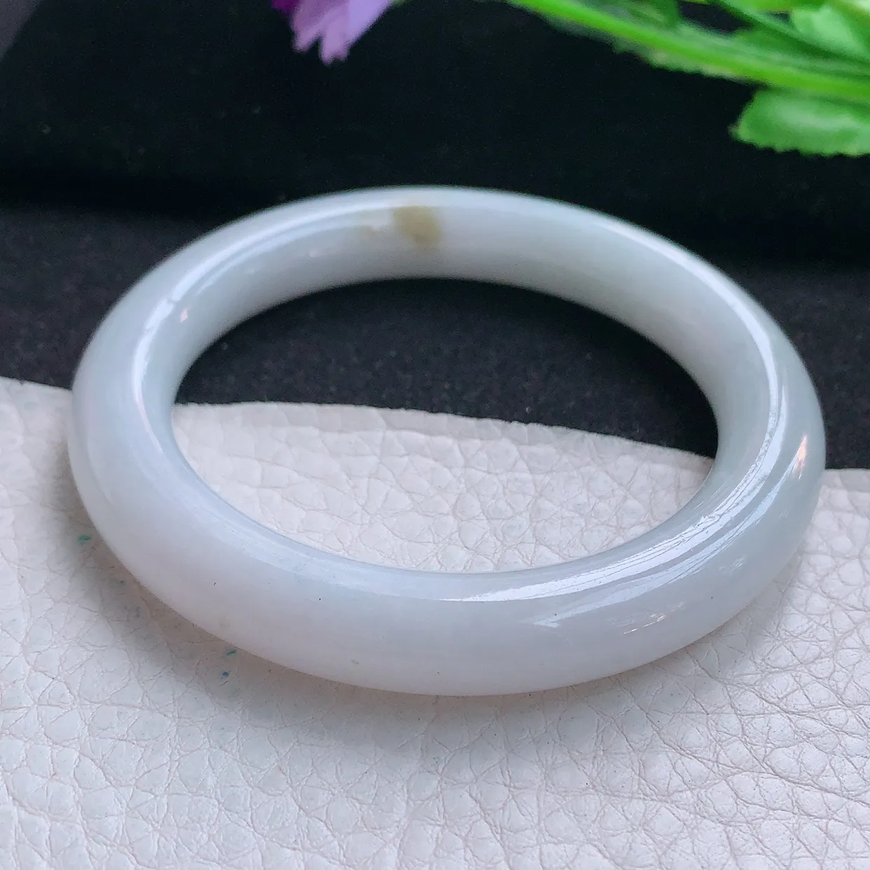 ll自然光53*10*9.8美人镯 缅甸翡翠A货玉手镯飘花水润圆条玉手环 叮当镯