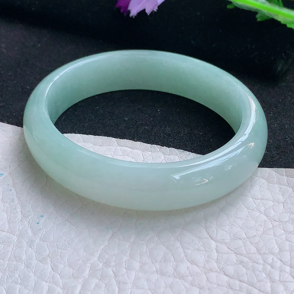 nr小圈口54*48.5*12.8*7贵妃镯 缅甸翡翠A货玉手镯浅绿水润宽边玉手环