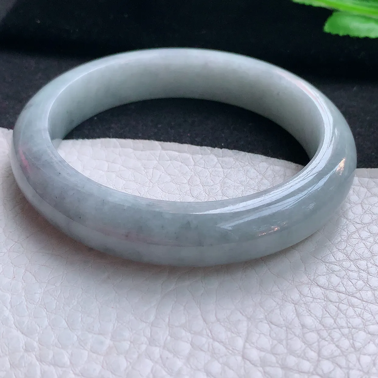 ll自然光59.5*12.6*9平安镯 缅甸翡翠A货玉手镯水润乌鸡花宽边玉手环