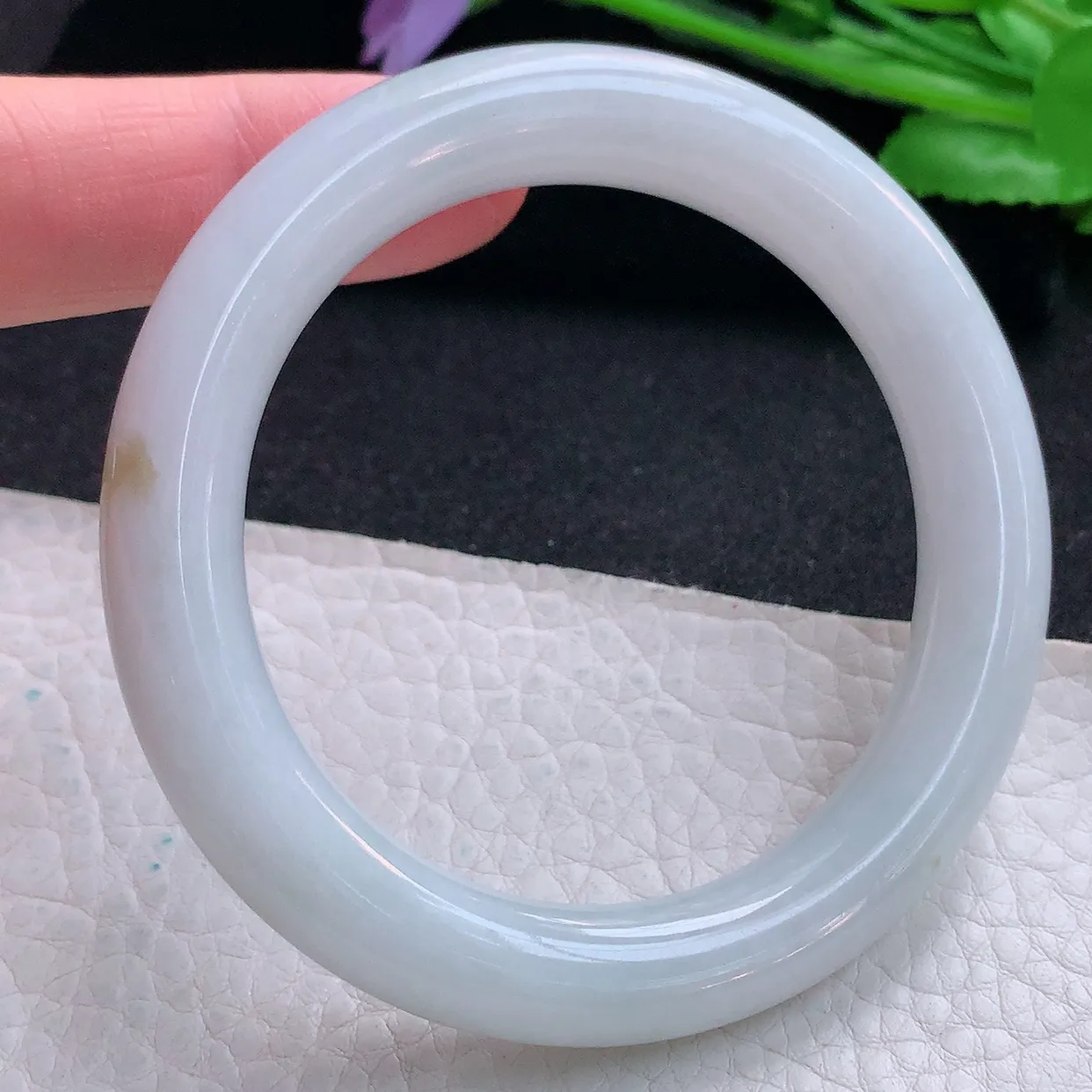 ll自然光53*10*9.8美人镯 缅甸翡翠A货玉手镯飘花水润圆条玉手环 叮当镯