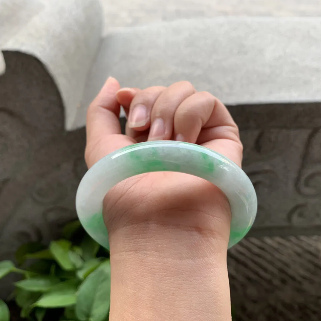 圈口 55-11.7【飘阳绿圆条手镯】圆条55 56可戴