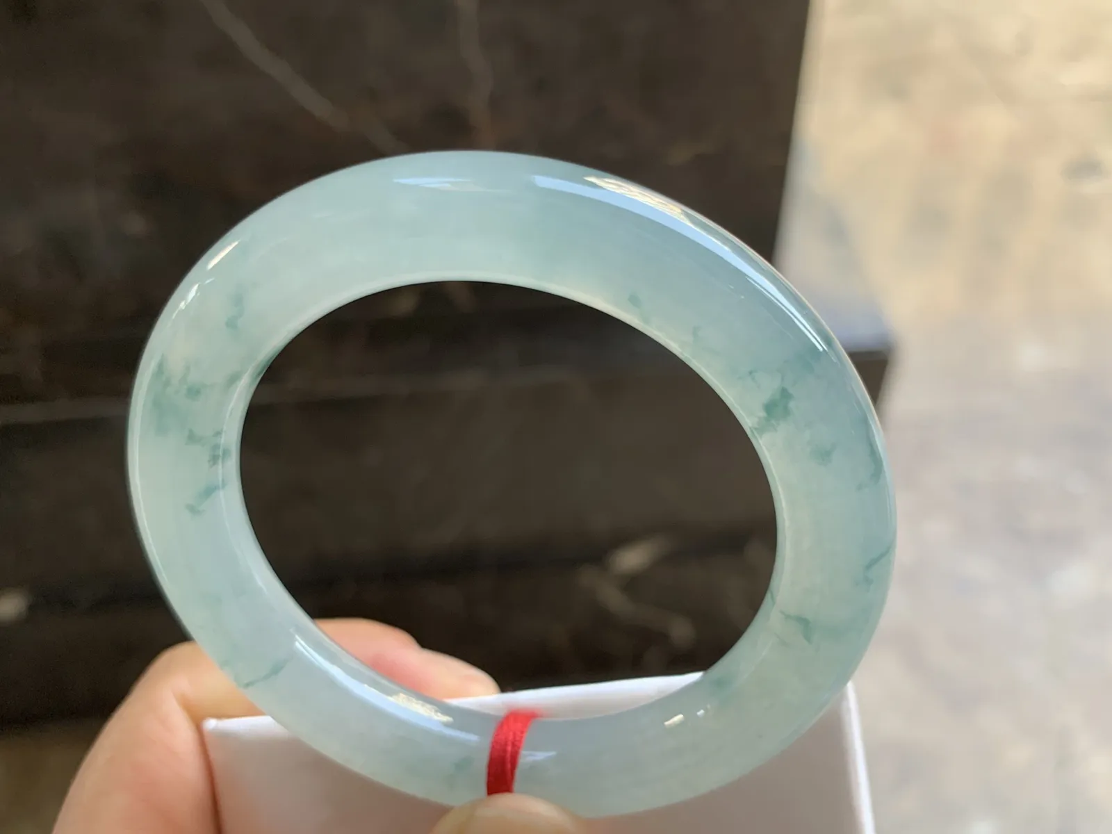 57.5-11mm
冰种飘花圆条手镯 水润冰透  清爽