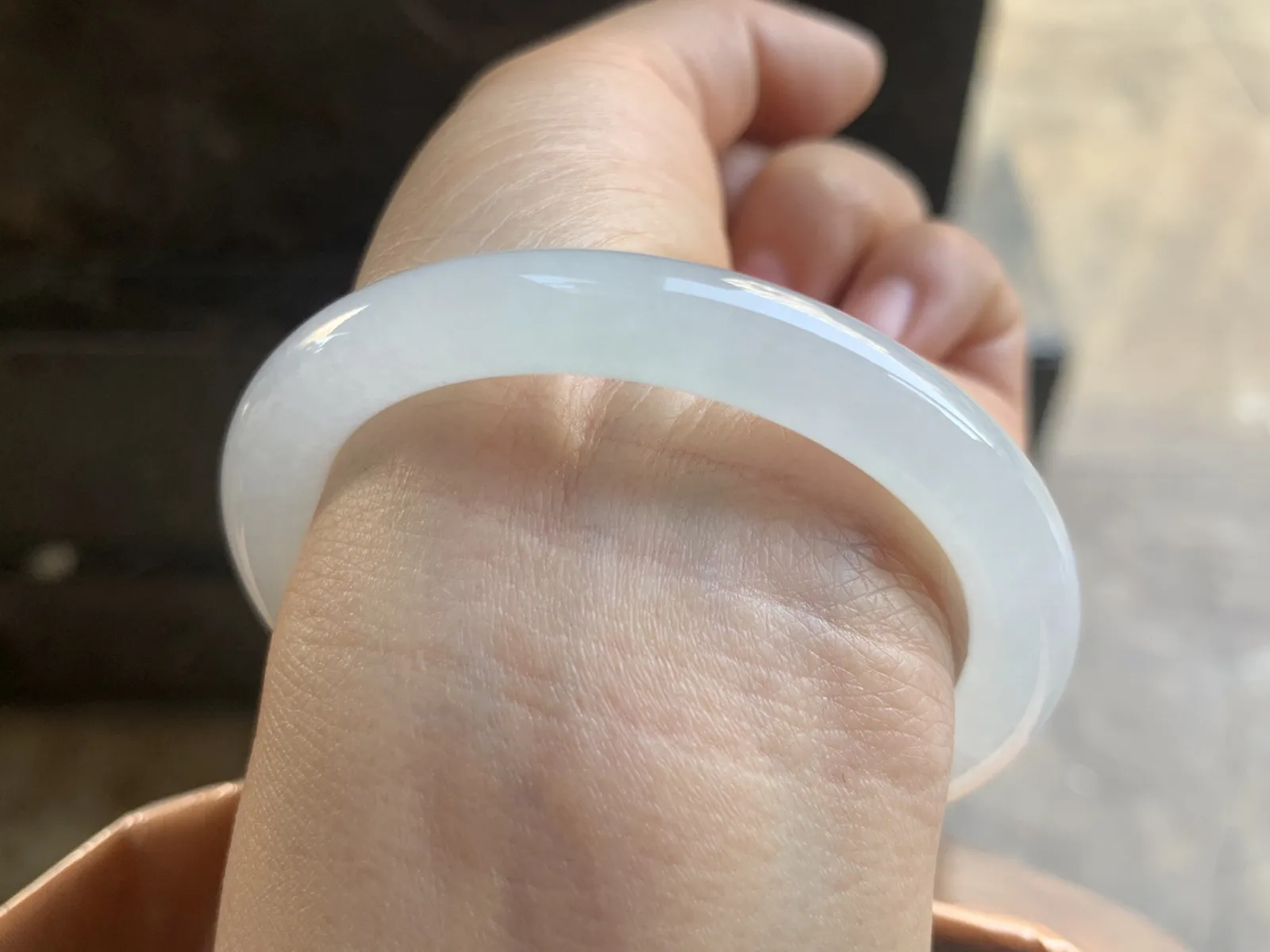 54-8.6mm
冰种圆条手镯 冰透莹润 清爽干净