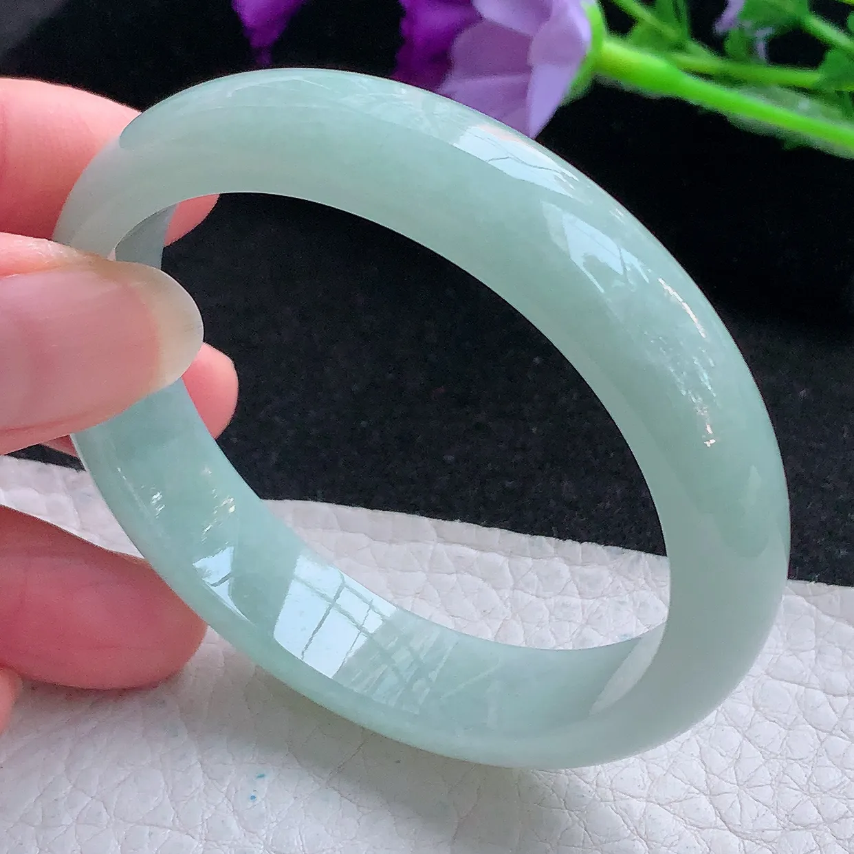 nr小圈口54*48.5*12.8*7贵妃镯 缅甸翡翠A货玉手镯浅绿水润宽边玉手环