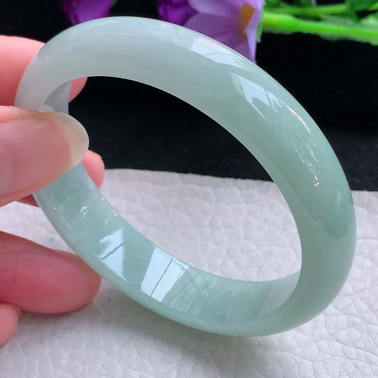 nr小圈口54*48.5*12.8*7贵妃镯 缅甸翡翠A货玉手镯浅绿水润宽边玉手环