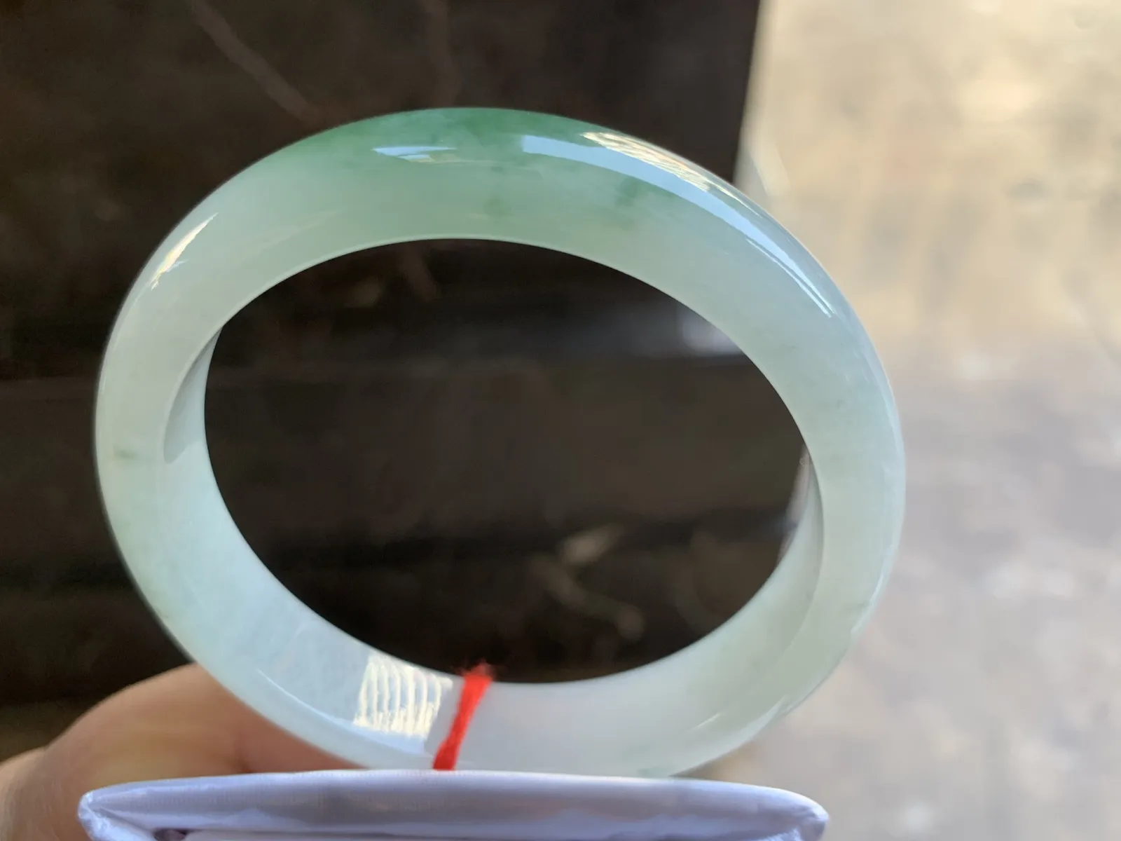 59.5-13-7.8mm
冰种飘花手镯 底子细腻 水润