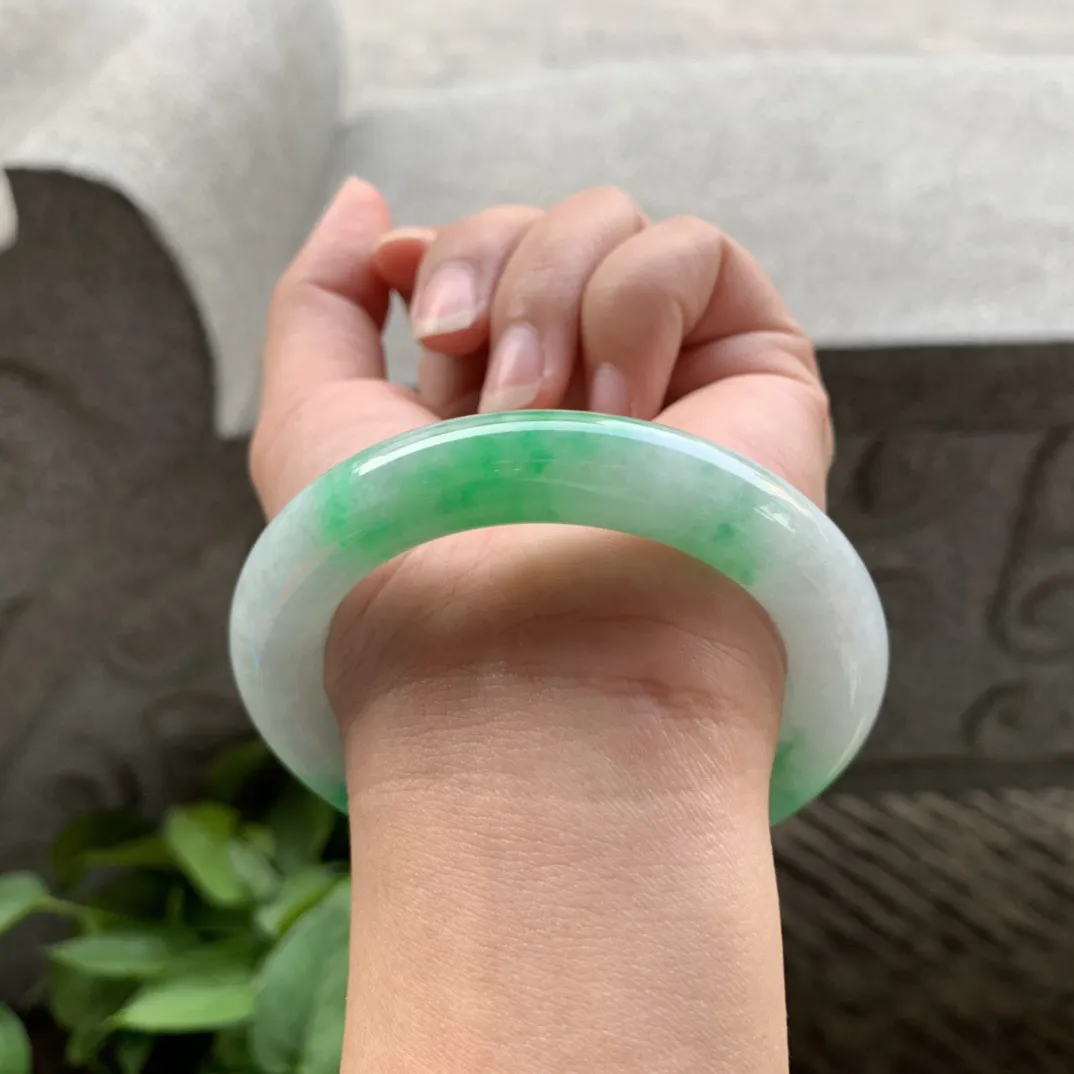 圈口 55-11.7【飘阳绿圆条手镯】圆条55 56可戴