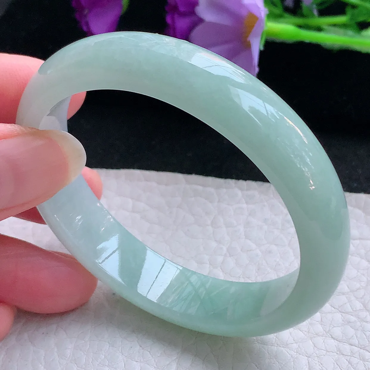 nr小圈口54*48.5*12.8*7贵妃镯 缅甸翡翠A货玉手镯浅绿水润宽边玉手环