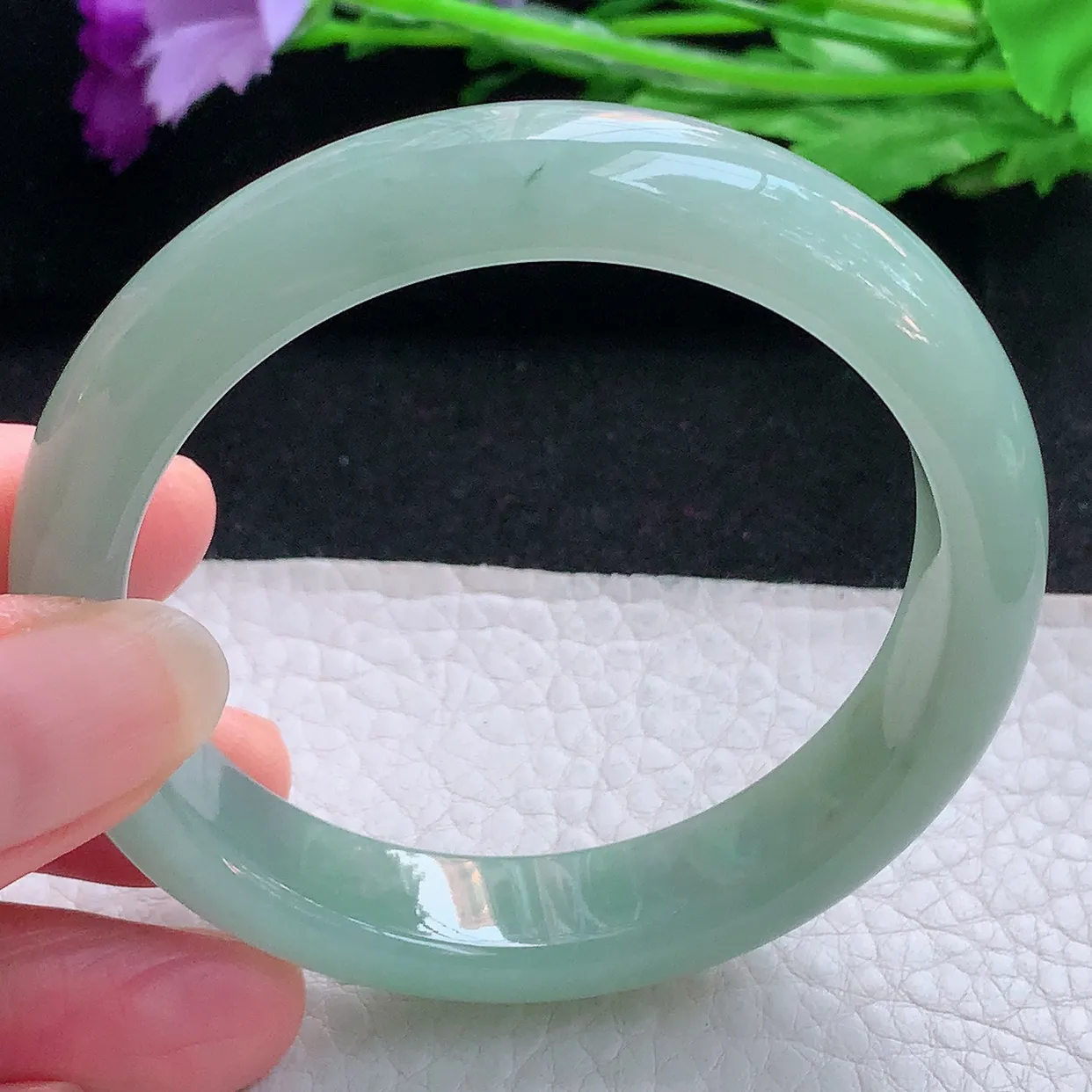 js自然光54*12*7.8平安镯 缅甸翡翠A货玉手镯晴绿水润宽边玉手环