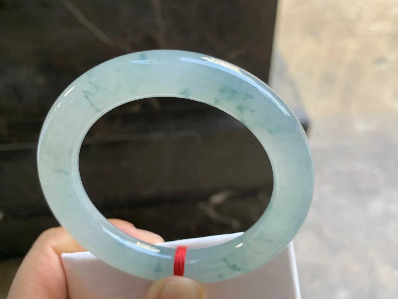 57.5-11mm
冰种飘花圆条手镯 水润冰透  清爽