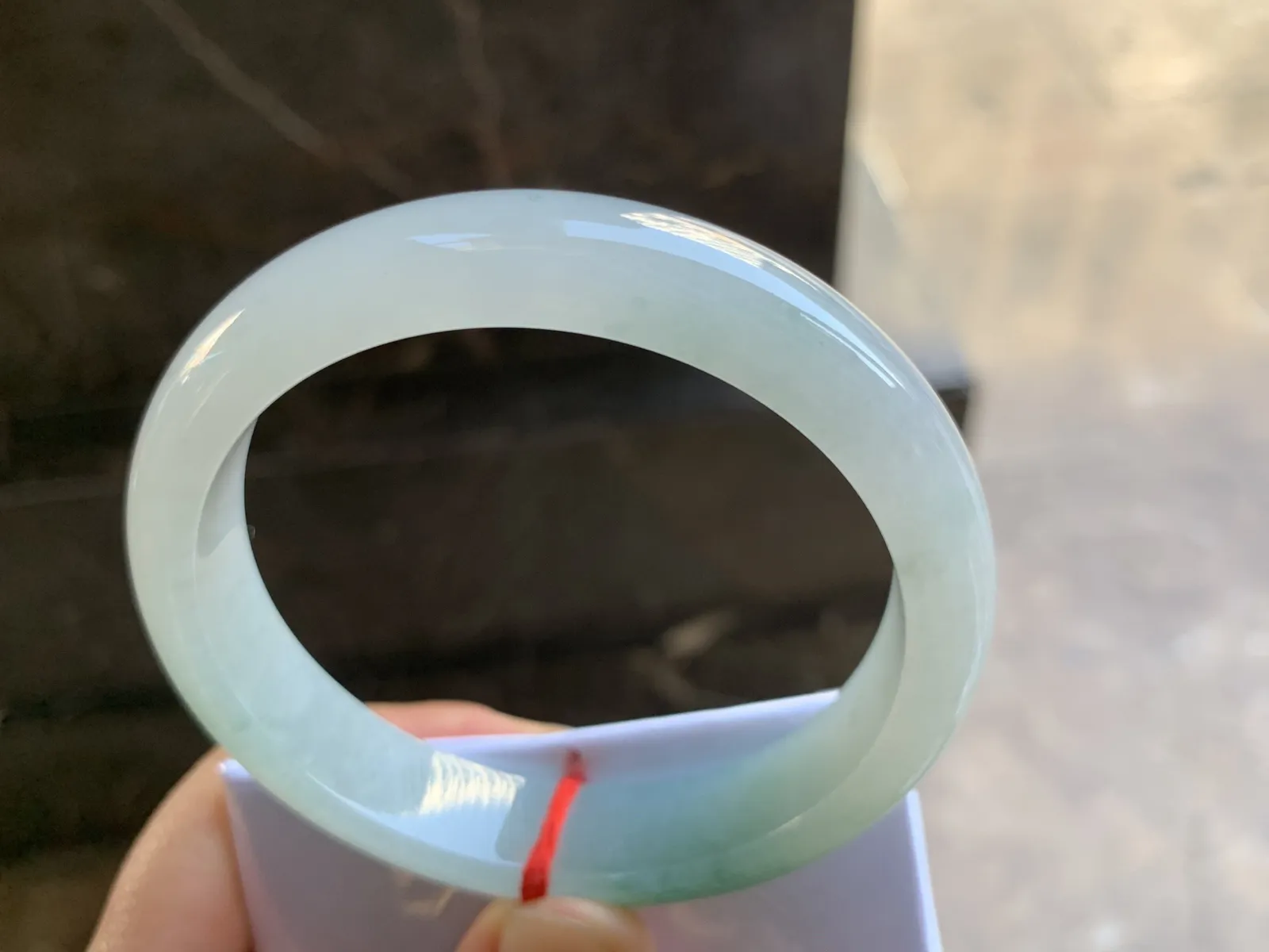 59.5-13-7.8mm
冰种飘花手镯 底子细腻 水润