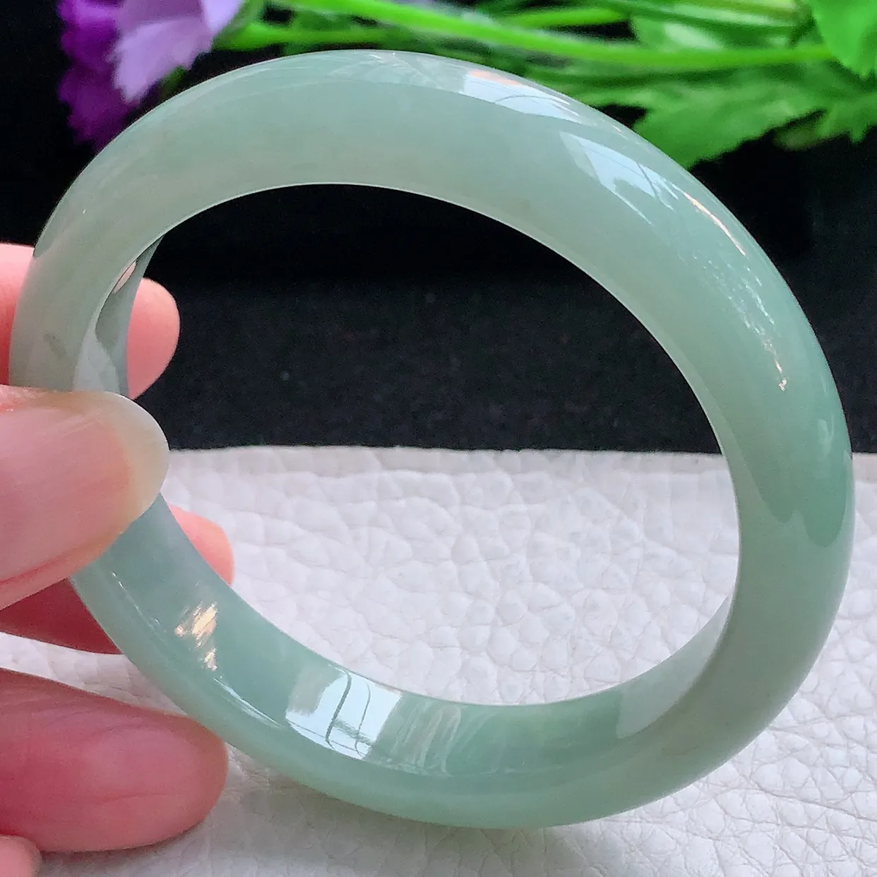 js自然光54*12*7.8平安镯 缅甸翡翠A货玉手镯晴绿水润宽边玉手环