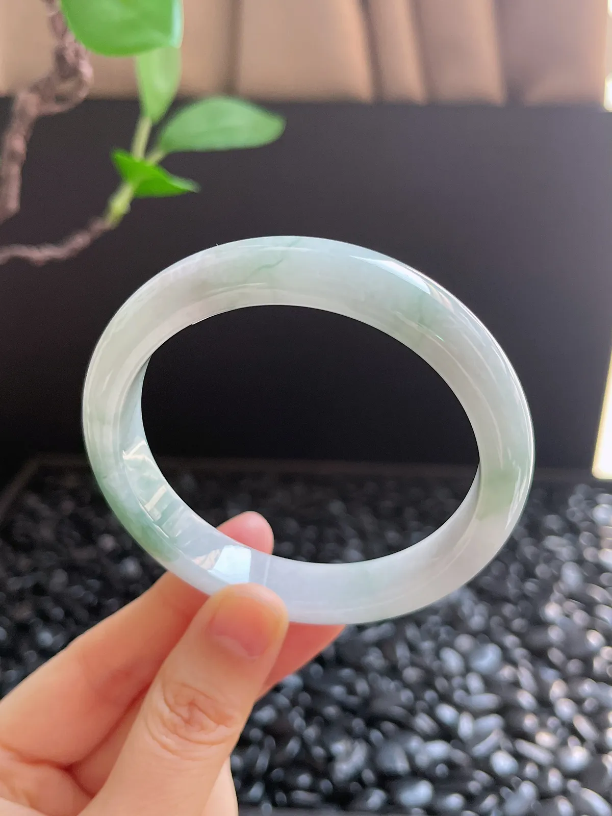 正圈57.8圈口，翡翠糯化种飘花手镯