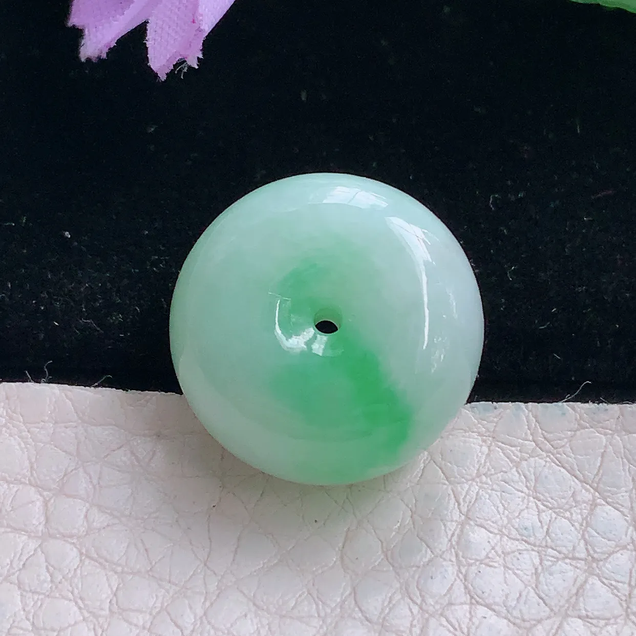 py实拍20.2*11.6缅甸翡翠精雕水润飘绿路路通 财运亨通玉项坠 玉挂件