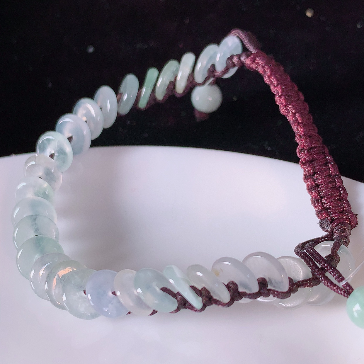 自然光实拍，冰种翡翠平安扣手串手链，种老水足，冰清玉润  颜色漂亮  #49.2取一尺寸6.8