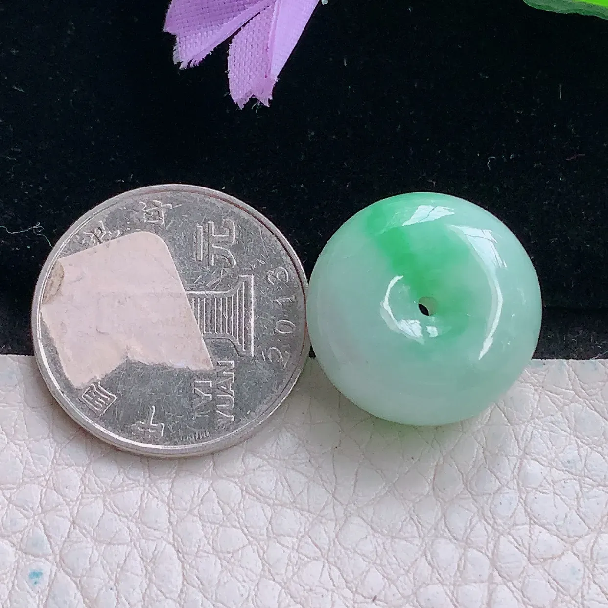 py实拍20.2*11.6缅甸翡翠精雕水润飘绿路路通 财运亨通玉项坠 玉挂件