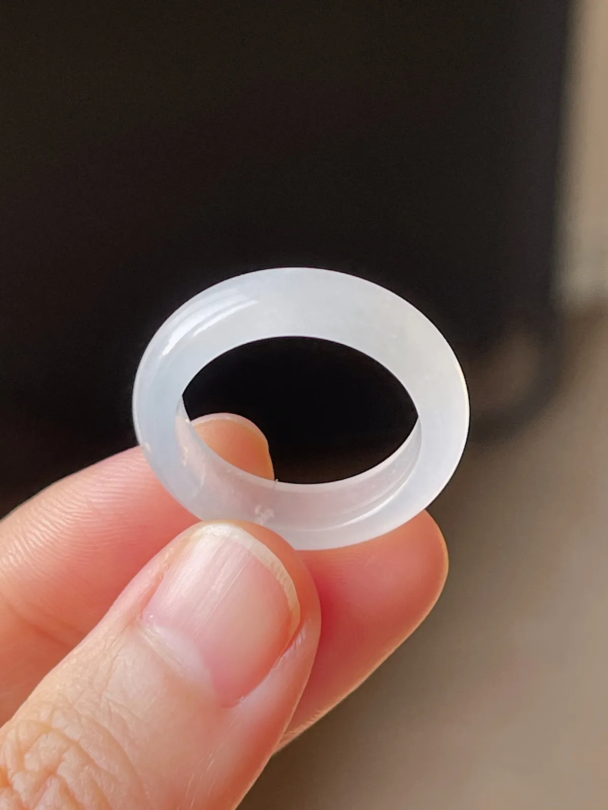 翡翠冰糯种白色戒指