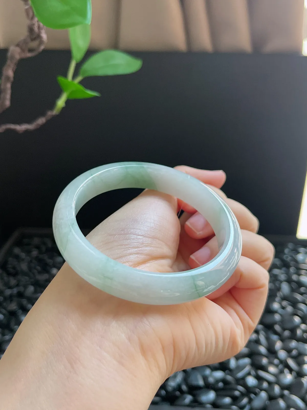 正圈57.8圈口，翡翠糯化种飘花手镯