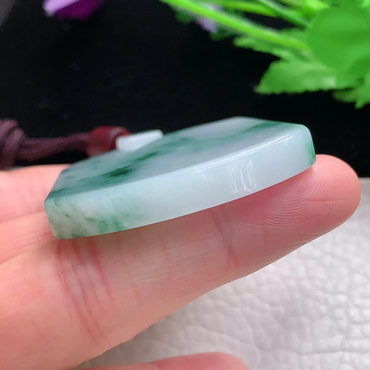 zen实拍54.5*41.2*6.3缅甸翡翠精雕飘花平安无事牌 素面牌玉项坠 玉挂件