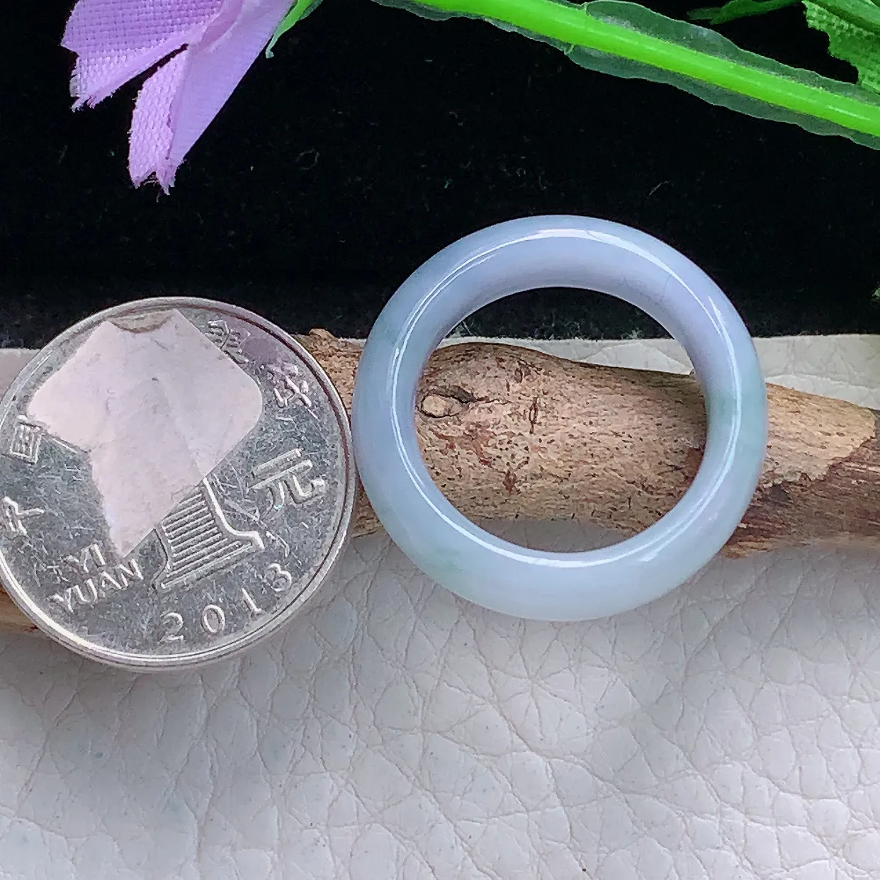 lz实拍19*7.5*4缅甸翡翠精雕紫罗兰19mm内径宽边指环 玉戒指