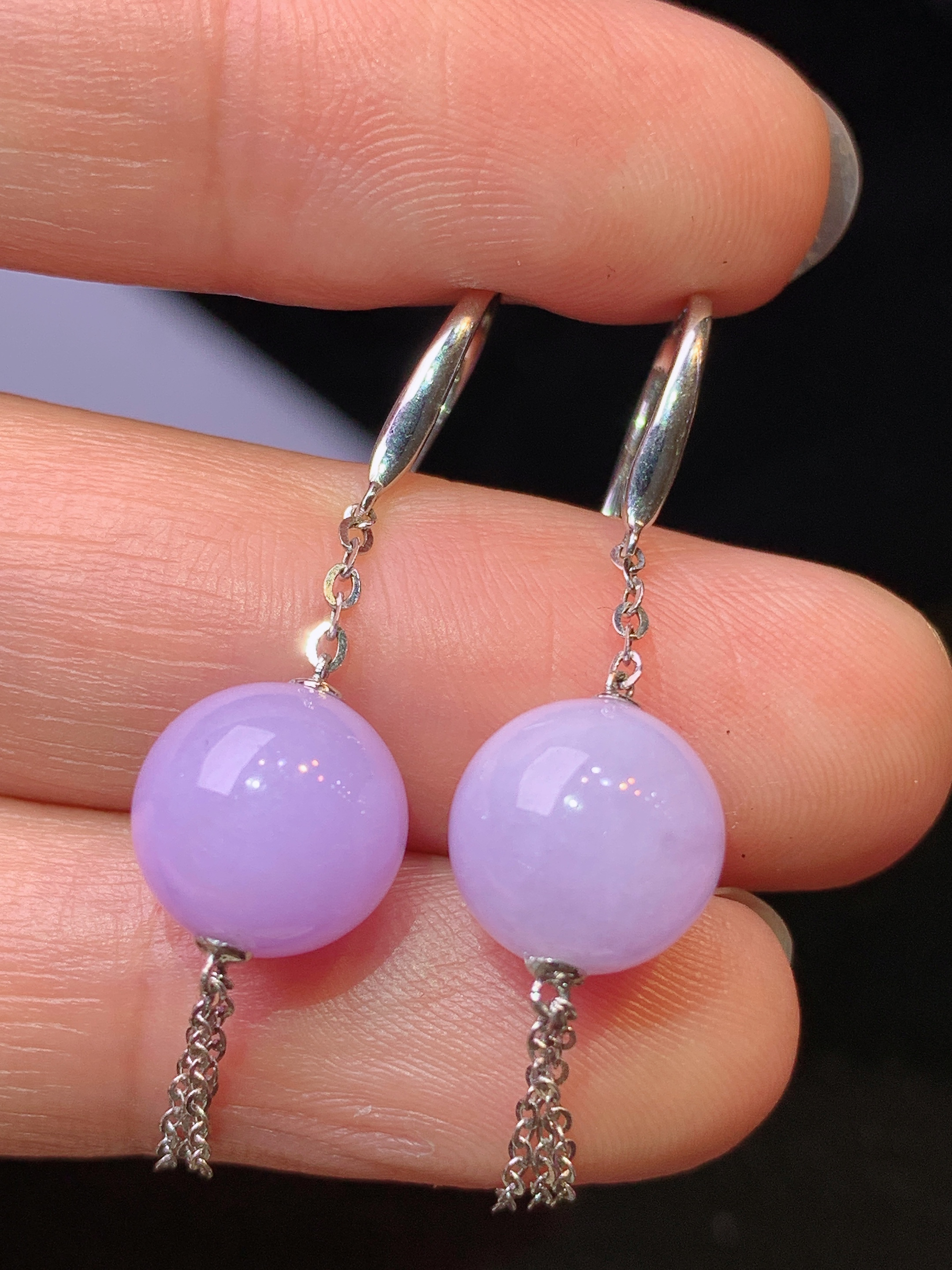 18k金镶嵌紫罗兰圆珠耳坠 玉质细腻 色泽清新艳丽 整体尺寸41*9.3