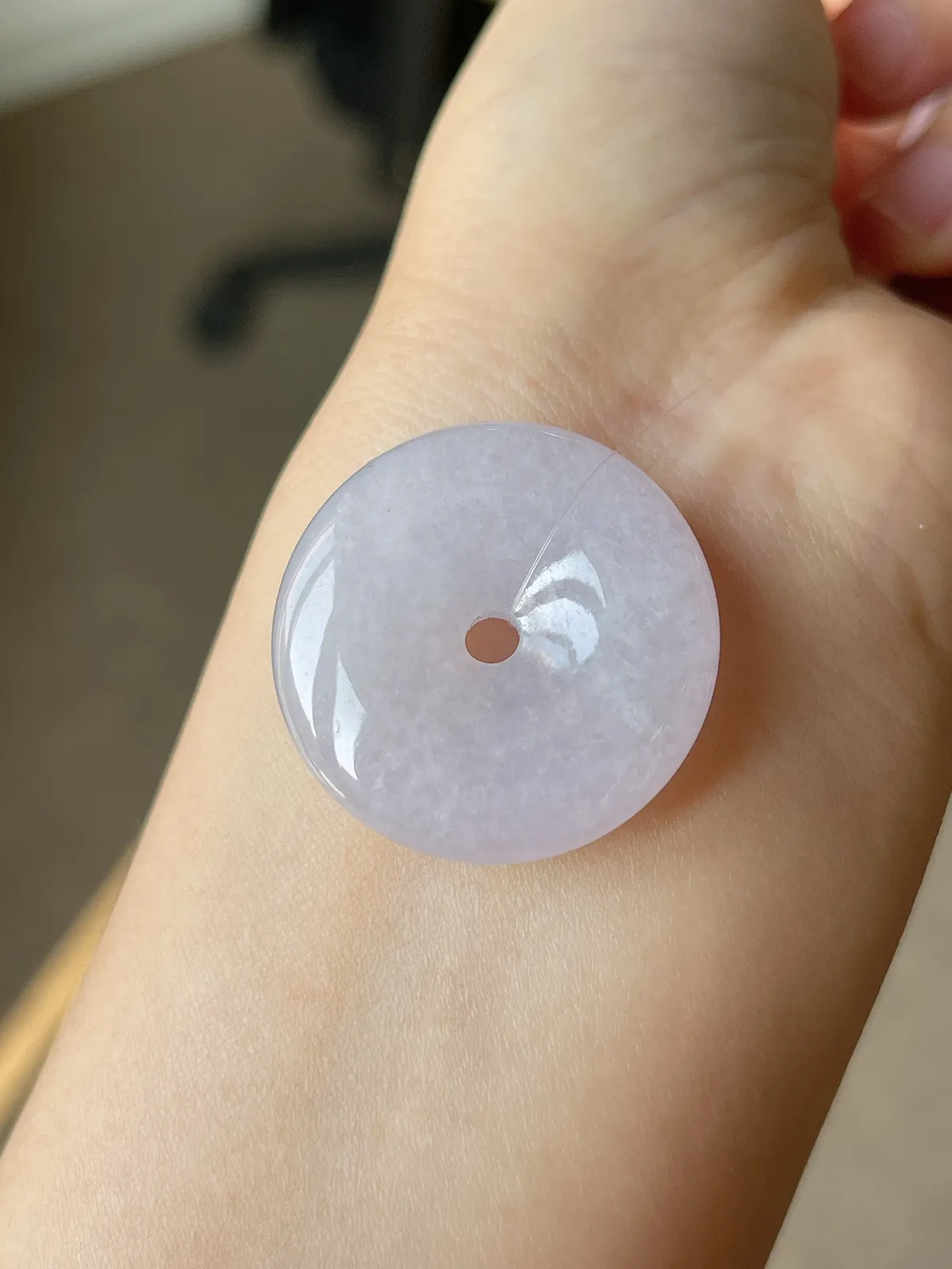 翡翠冰糯种白色平安扣