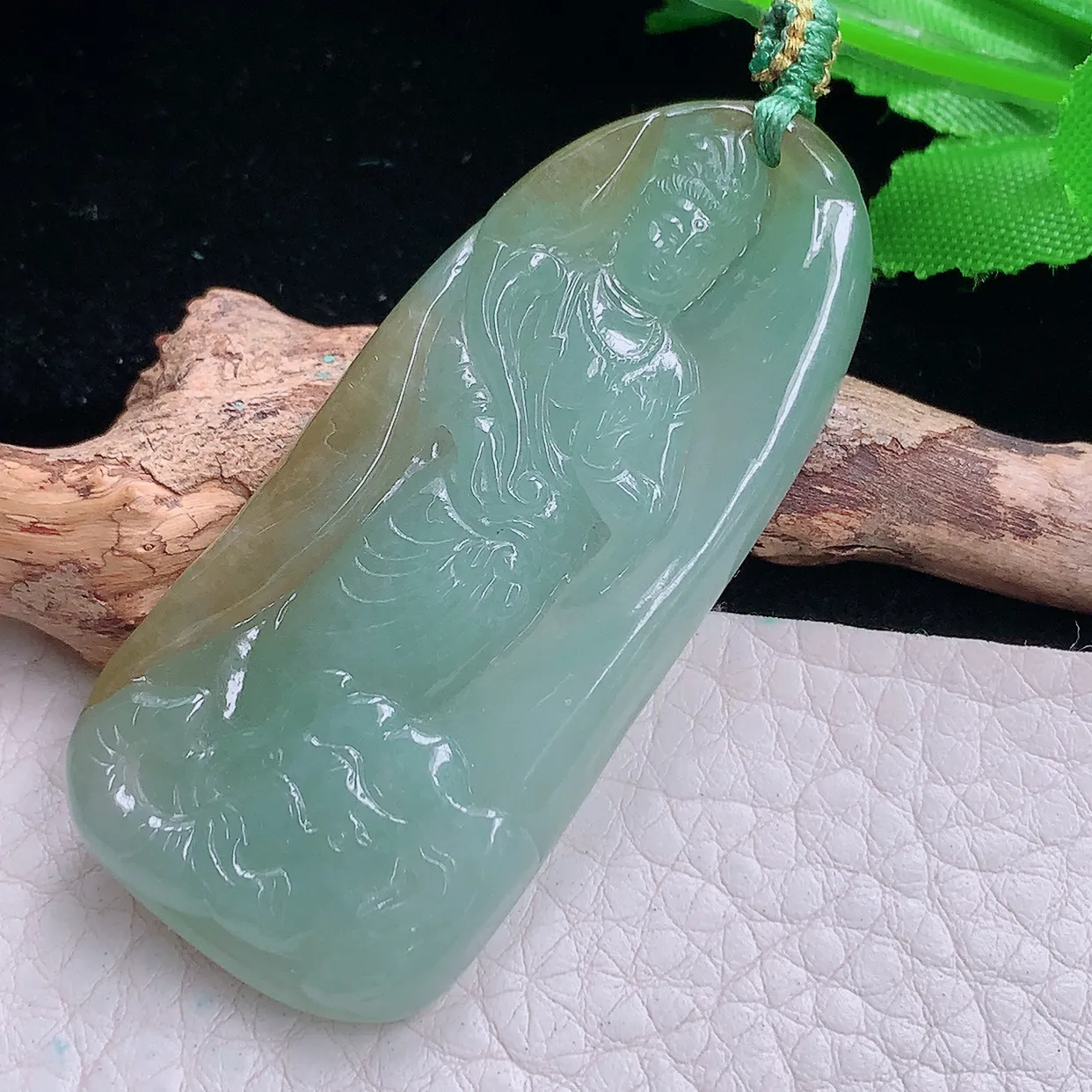 yn实拍57.8*26*5.8缅甸翡翠精雕冰双彩立体普贤菩萨 生肖守护神玉项坠 玉挂件