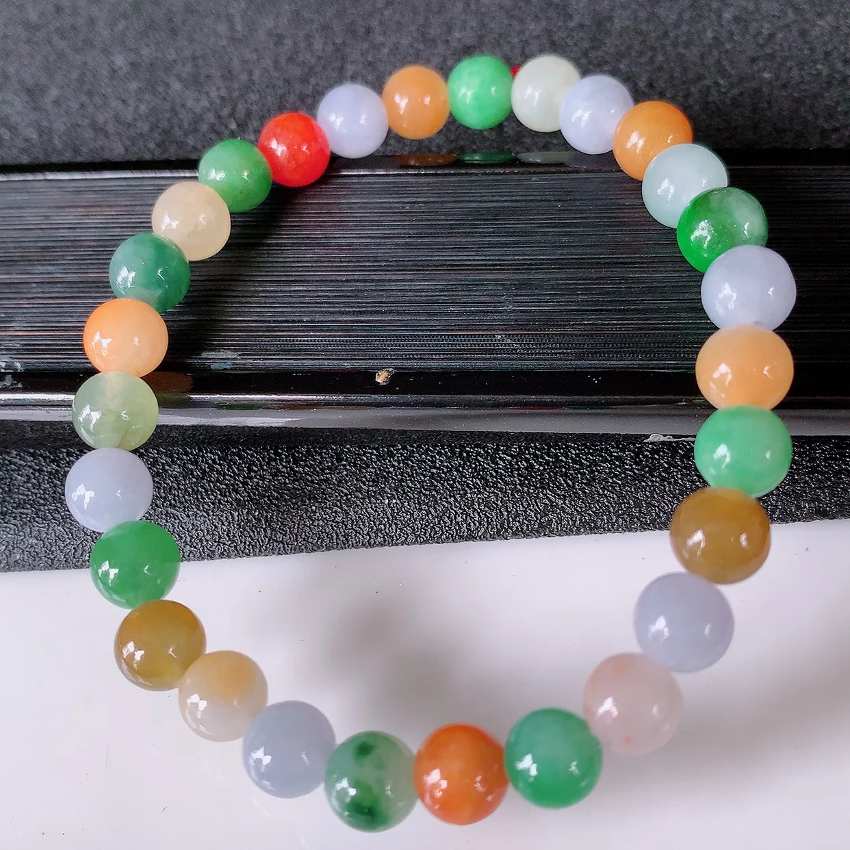 自然光实拍，冰多宝翡翠手链，多彩翡翠手串，颜色丰富，料子细腻，高档大气， 自戴送礼佳品！#46.30