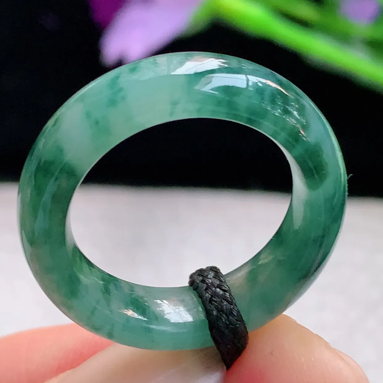 lz实拍17.8*6.2*4缅甸翡翠精雕冰飘花17.8mm内径指环 玉戒指