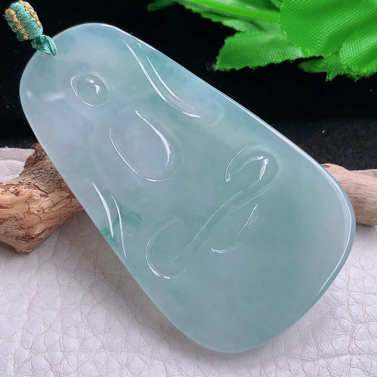 yn实拍65.8*38.3*5.6缅甸翡翠精雕晴水蓝韵大日如来玉项坠 玉挂件