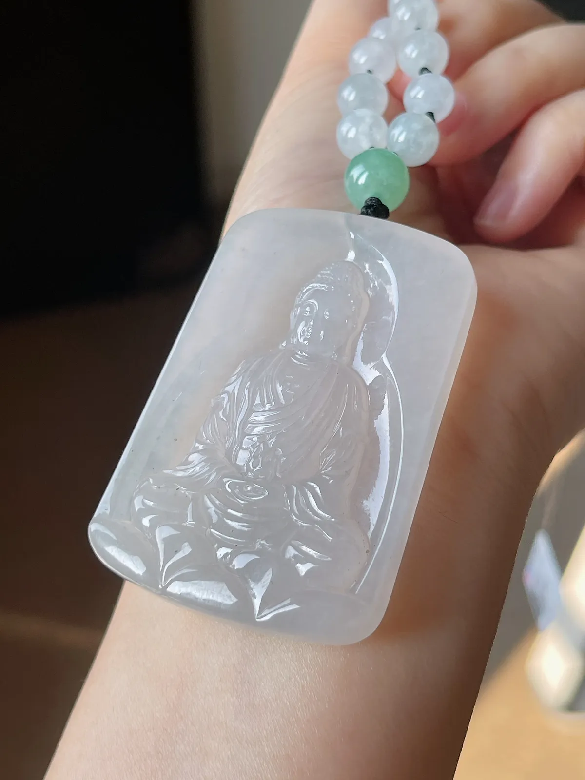 翡翠冰糯种白色吊坠